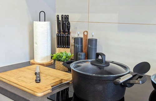 Cottbus Apartment | Apartment 'Altstadt-oase' with Wi-Fi