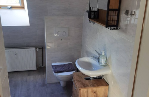 Ahnatal-Weimar Apartment | Apartment 'Am Backhaus' with Shared Terrace and Wi-Fi