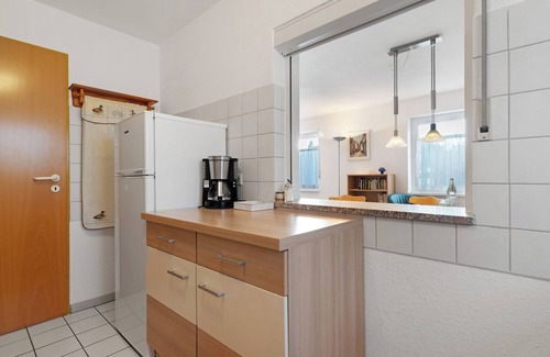 Altenheim Apartment | Apartment 'Am Reitplatz' with Shared Terrace and Wi-Fi