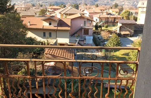 Dervio Apartment | Apartment 'Ambrogio' 1 of 4 in Villa Paruzzi 6Min from Lake Como