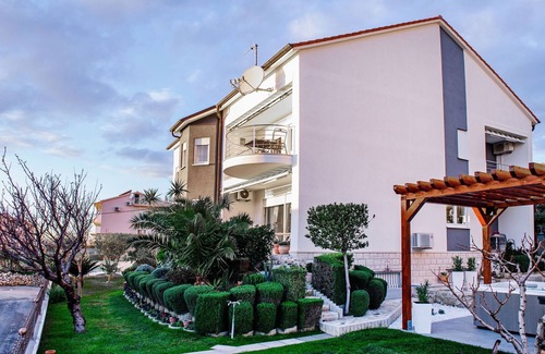 Podstrana Apartment | Apartment and Rooms Ana (32801-A2) - Podstrana