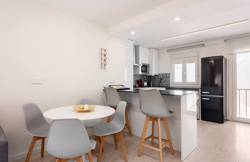 Antequera Apartment | Apartment "Andalucía Centro" with Balcony & Wi-Fi