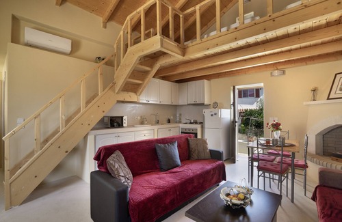 Kithira Apartment | Apartment 'Angel’s 1' with Shared Terrace, Wi-Fi and Air Conditioning