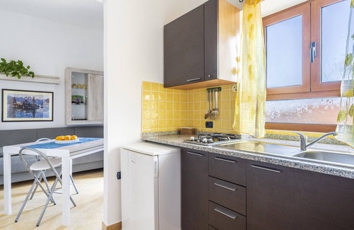 Loceri Apartment | Apartment "Animo 2" with Mountain View, Private Terrace & Wi-Fi