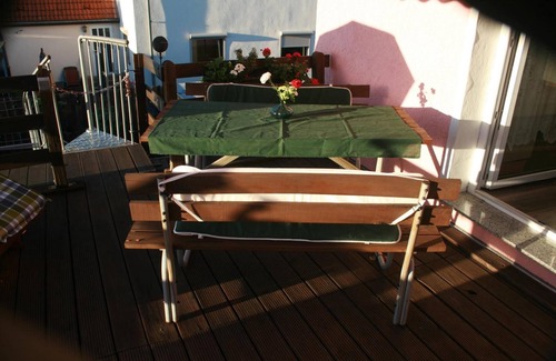 Boehlen Apartment | Apartment 'Annett' with Balcony and Wi-Fi