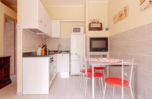 Fauglia Apartment | Apartment "Antica Fattoria Borghesi" with Pool, Garden & Wi-Fi