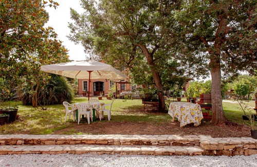 Fauglia Apartment | Apartment "Antica Fattoria Borghesi" with Pool, Garden & Wi-Fi