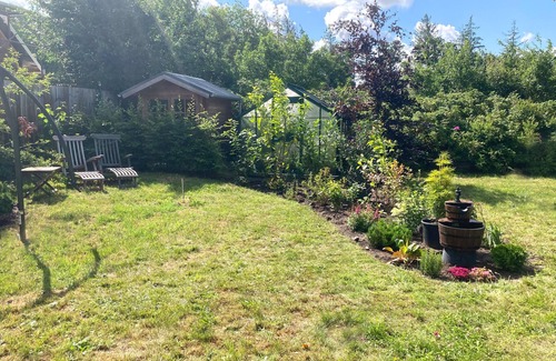Lutjenholm Apartment | Apartment 'Antikhuus' with Private Terrace, Private Garden and Wi-Fi