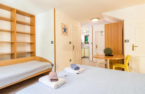 Umag Apartment | Apartment Antonella & Napoletano-1 by Interhome