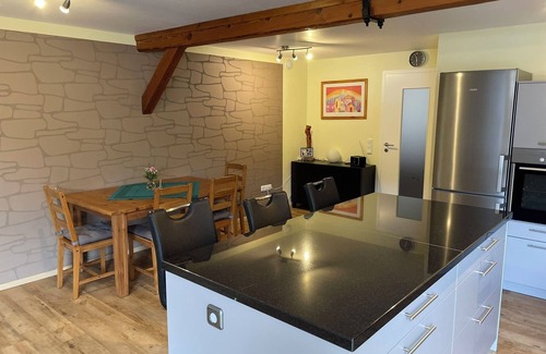 Hutzdorf Apartment | Apartment 'Antoniusblick' with Private Terrace and Wi-Fi