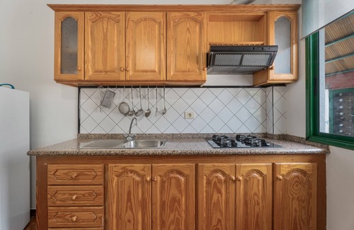 Valle Gran Rey Apartment | Apartment 'Apartamento Nayara C' with Sea View, Shared Terrace and Wi-Fi
