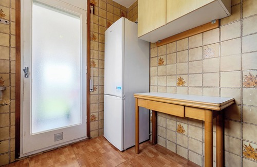 Segur de Calafell Apartment | Apartment 'Apartamento Segur Calafell' with Sea Views, Shared Pool and Wifi