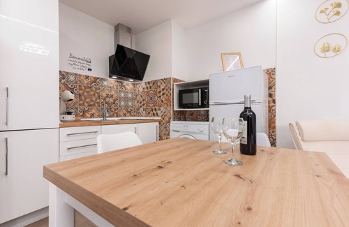 Ronda Apartment | Apartment 'Apartamento Margari' with Wi-Fi and Air Conditioning