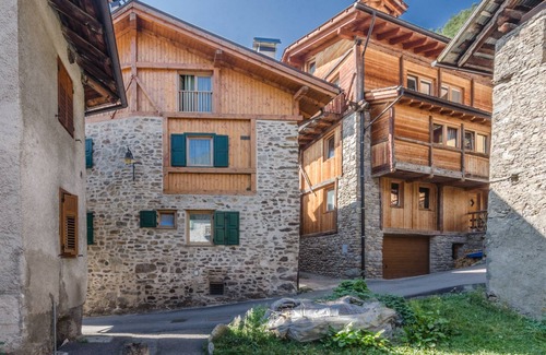 Peio Apartment | Apartment "Appartamento Peio" with Mountain View, Fireplace & TV