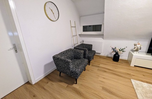 Gronau Apartment | Apartment 'Appartement - Hotel Enschede' with Balcony and Wi-Fi