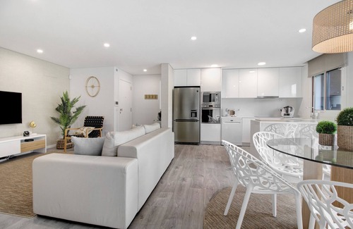 Apulia Apartment | Apartment "Apúlia" with Shared Pool & Wi-Fi