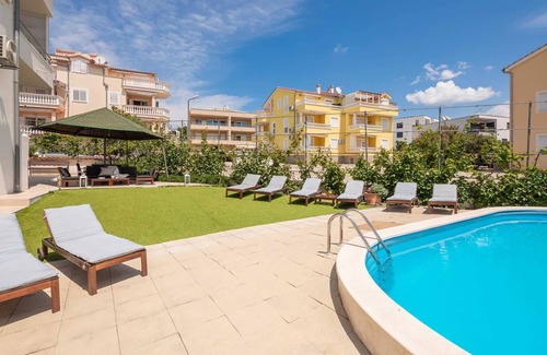 Vodice Apartment | Apartment Arausa with Pool VII