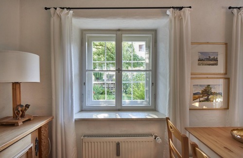 Gmain Apartment | Apartment at Florianiplatz with 56 sqm, terrace, 1 bedroom