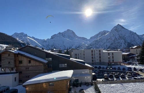 Les Deux Alpes Apartment | Apartment at the foot of the slopes facing south