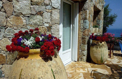 Monticello Apartment | Apartment attached to Villa