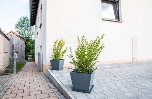Bischberg Apartment | Apartment 'Auszeit 1 Bischberg' with Balcony, Shared Garden and Wi-Fi