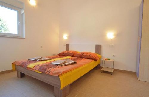 Liznjan Apartment | Apartment B&B-1 by Interhome