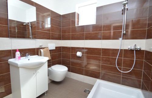 Liznjan Apartment | Apartment B&B-4 by Interhome
