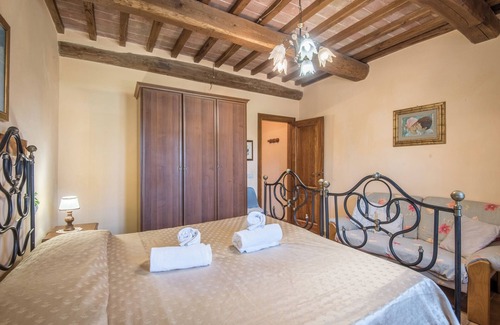 Castiglion Fibocchi Other | Apartment "Bilocale Cavaliere" with Shared Pool & Wi-Fi