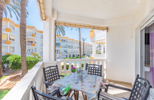 Denia Apartment | Apartment 'B22 Vistas al mar desde la terraza' close to the Beach with Shared Pool & Wi-Fi