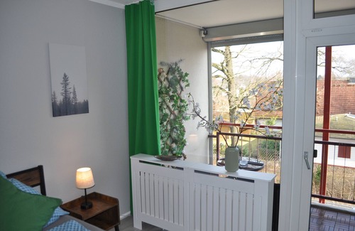 Region Hannover District Apartment | Apartment 'Backbordkajüte' with Balcony and Wi-Fi