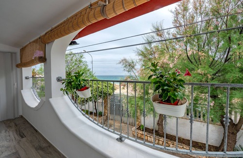 Marina di Lizzano Apartment | Apartment 'Bagnara Uno' with Sea View, Private Terrace and Air Conditioning