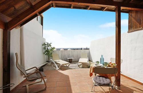 Bahia Calma Apartment | Apartment Bahía Vista with Sea View, Wi-Fi & Terraces