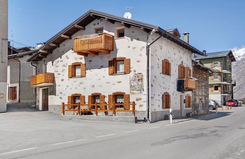 Trepalle Apartment | Apartment 'Bait Di Farina' with Mountain View and Wi-Fi