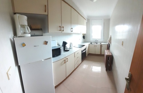Llanca Condo | Apartment Balcony sea view 5 minutes walk from the sea