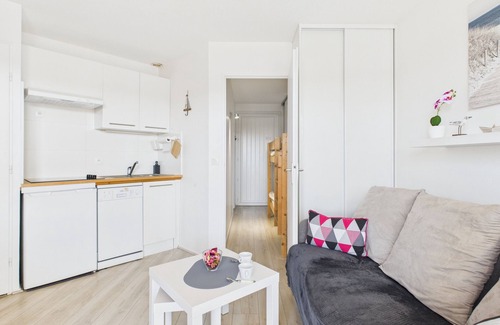 La Baule-Escoublac Apartment | Apartment - balcony with view - swimming pool
