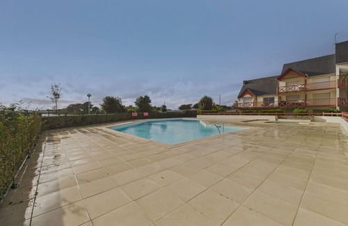 La Baule-Escoublac Apartment | Apartment - balcony with view - swimming pool
