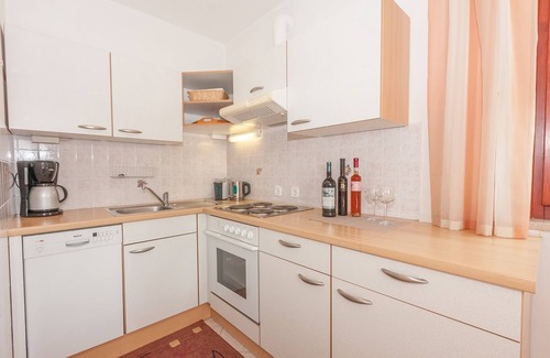 Mali Maj House | Apartment bay view with great sea view in Porec, only 300m from the beach