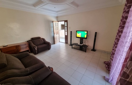 Pointe des Almadies Apartment | Apartment Bedroom-Living Room-Kitchen-Terrace halfway Blaise Diagne Airport - Dakar