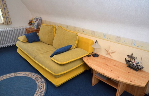 Doese Apartment | Apartment 'Bei Der Kugelbake' with Wi-Fi