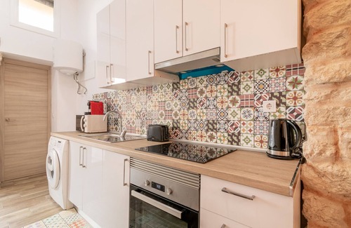 San Anton Apartment | Apartment "Bel Rustique" with Private Garden & Wi-Fi