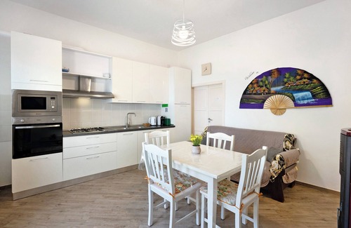 Agerola Apartment | Apartment 'Bella Veduta Luna' with Sea and Mountain View, Wi-Fi and Air Conditioning