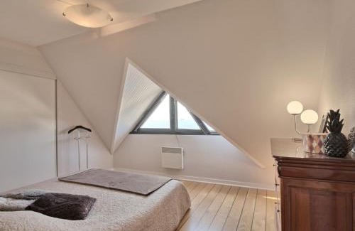 Kerroch Apartment | Apartment Belle Vue Mer et Groix by Interhome