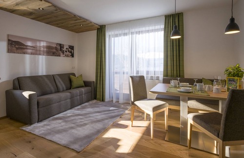 Kufstein Apartment | Apartment Bergseeblick Ticklhof am See