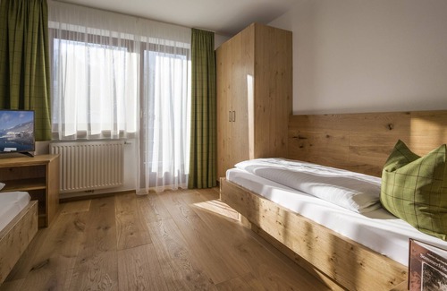Kufstein Apartment | Apartment Bergseeblick Ticklhof am See
