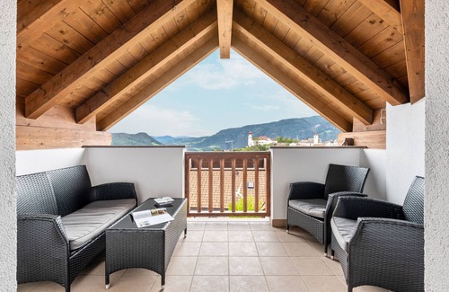 Lajen Apartment | Apartment "Bergweg" with Mountain View & Private Terrace