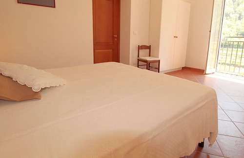 Borgo Other | Apartment BETWEEN VINEYARDS AND OLIVE GROVES, relaxation and well-being 20 minutes from the sea