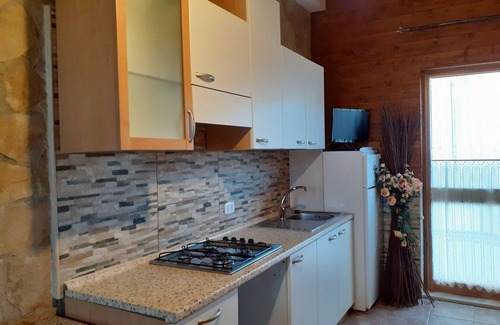 Vieste Apartment | Apartment 'Bilo 2' with Shared Garden, Wi-Fi and Air Conditioning