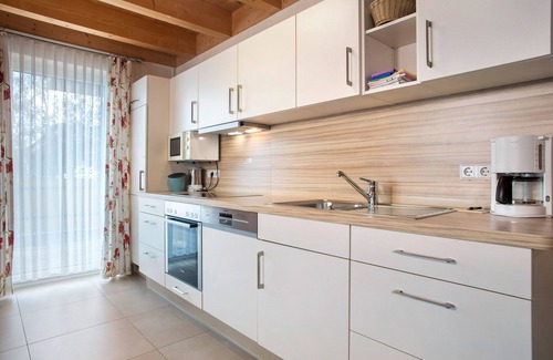 Deggenhausertal Apartment | Apartment 'Birch' with Shared Garden, Wi-Fi and Air Conditioning