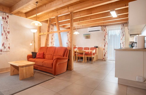 Deggenhausertal Apartment | Apartment 'Birch' with Shared Garden, Wi-Fi and Air Conditioning
