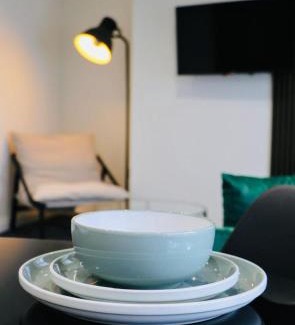 Hull Old Town Apartment | apartment block- great for contractors